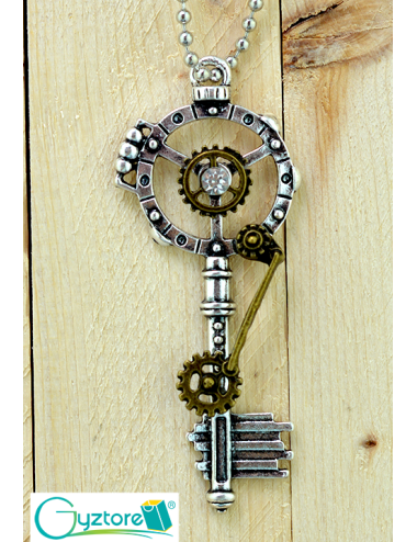 Collar de llave antigua vintage